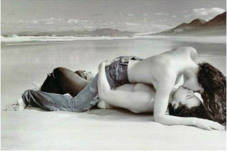 Bertram Bahner - "Passion, Kissing on Beach" (24x36) - BAW03770