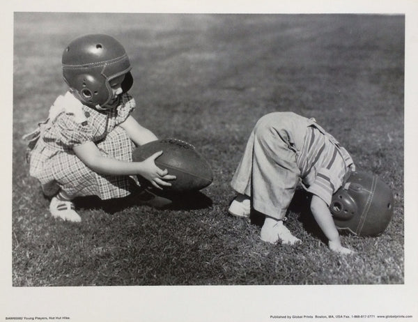 Young Players - Hut Hut Hike (24x36) - BAW80002